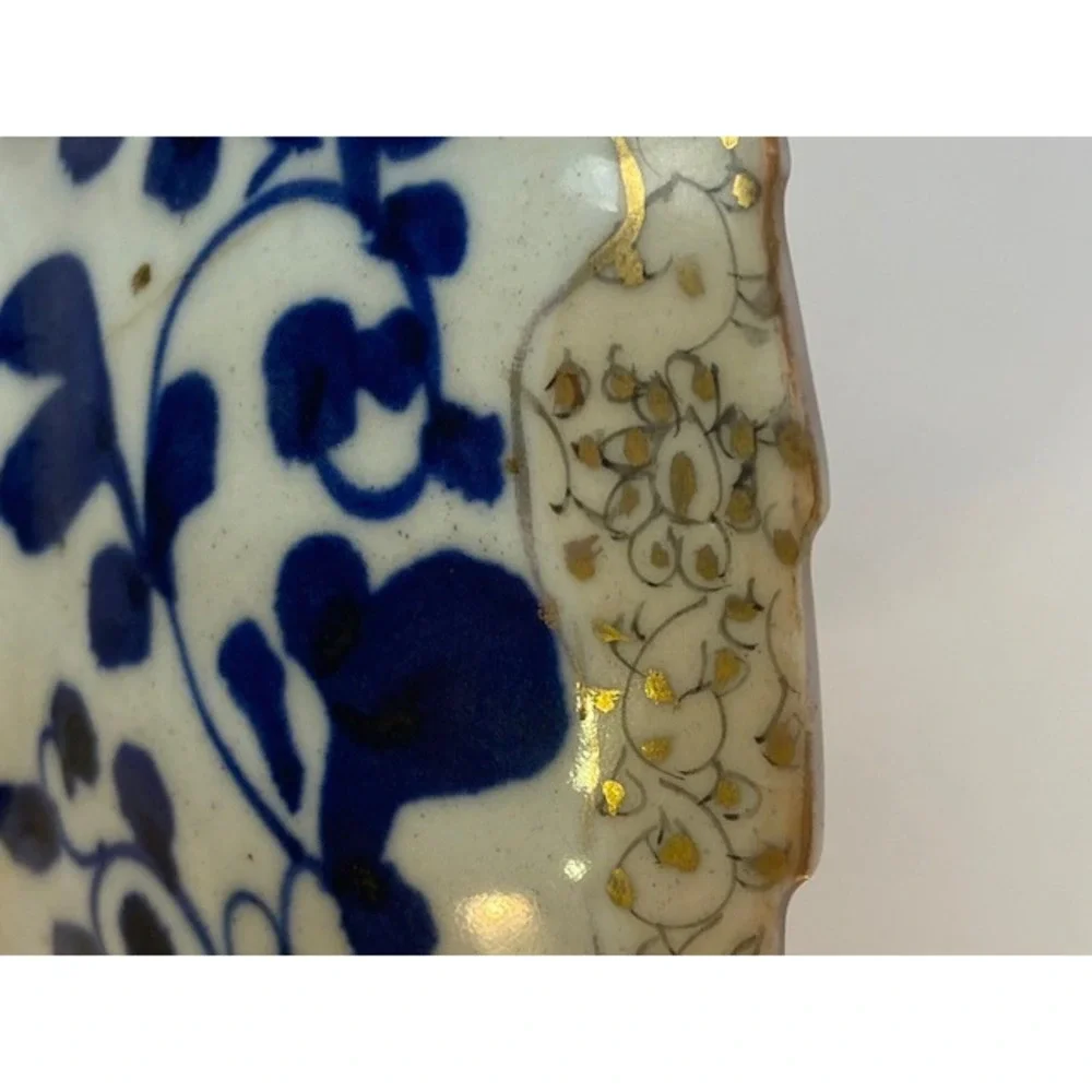 Antique Japanese Imari Scalloped Fan Bowl Hand Painted Gold Gilt Moriage 8 inch